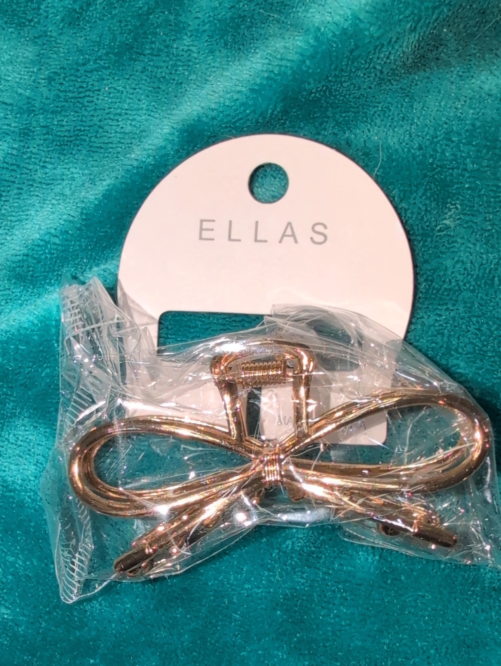 Ella Gold Tone Metal Bow Claw Clip Set Of 2!
